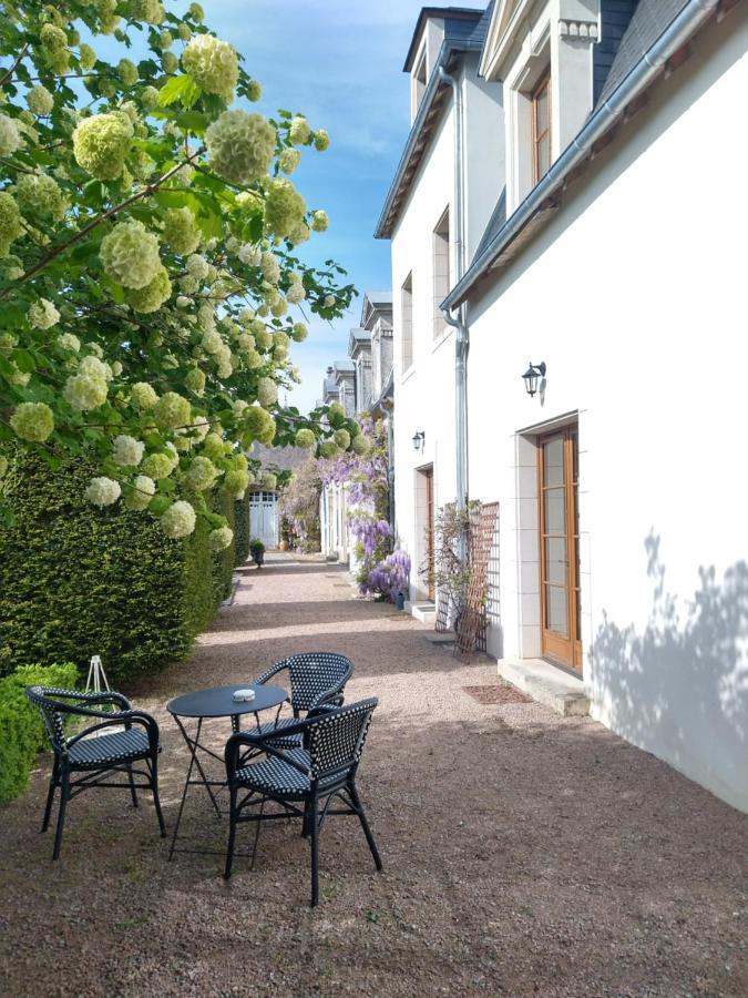 Hotel La Croix De Vernuche Varennes-Vauzelles Εξωτερικό φωτογραφία
