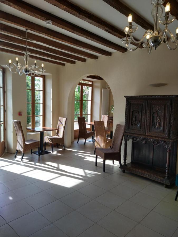 Hotel La Croix De Vernuche Varennes-Vauzelles Εξωτερικό φωτογραφία
